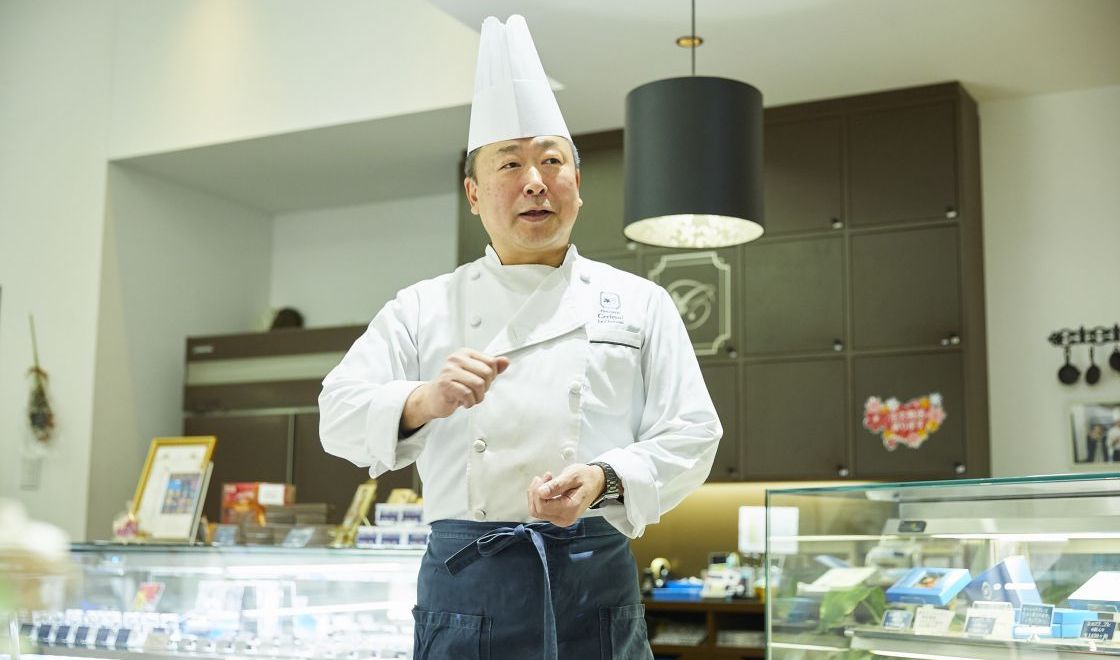 料理人からパティシエに転身し開業