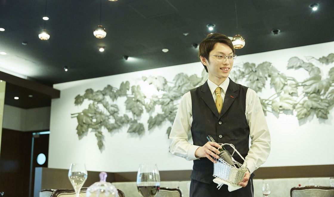 高校から料理を学び世界へ飛び立つ