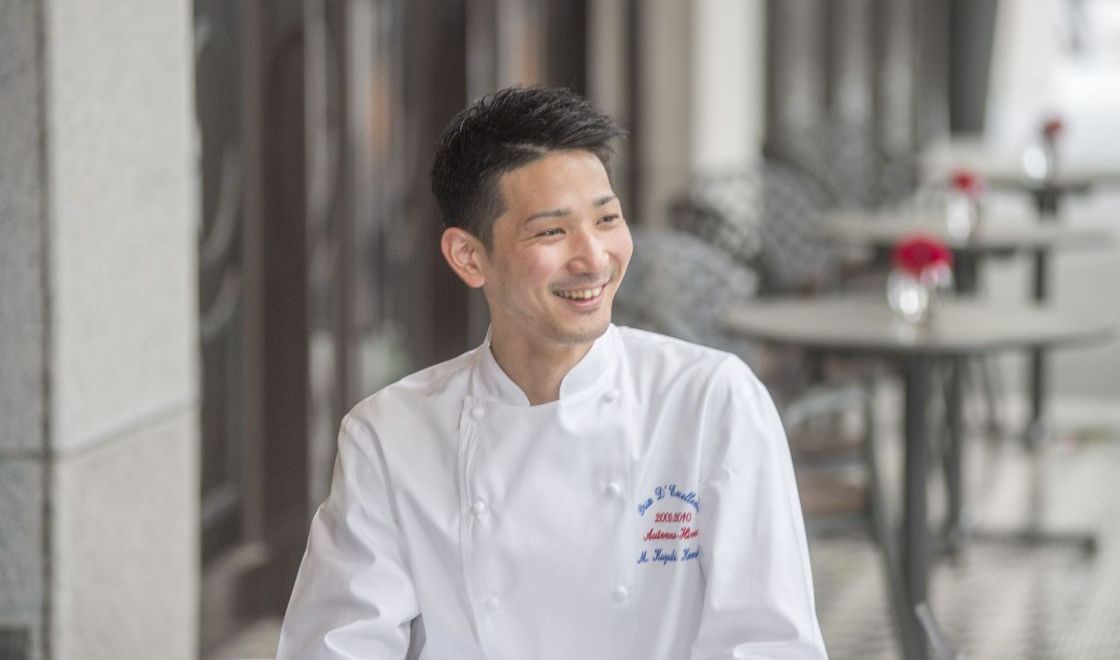 28歳で五つ星ホテルが擁するフレンチビストロのスーシェフに